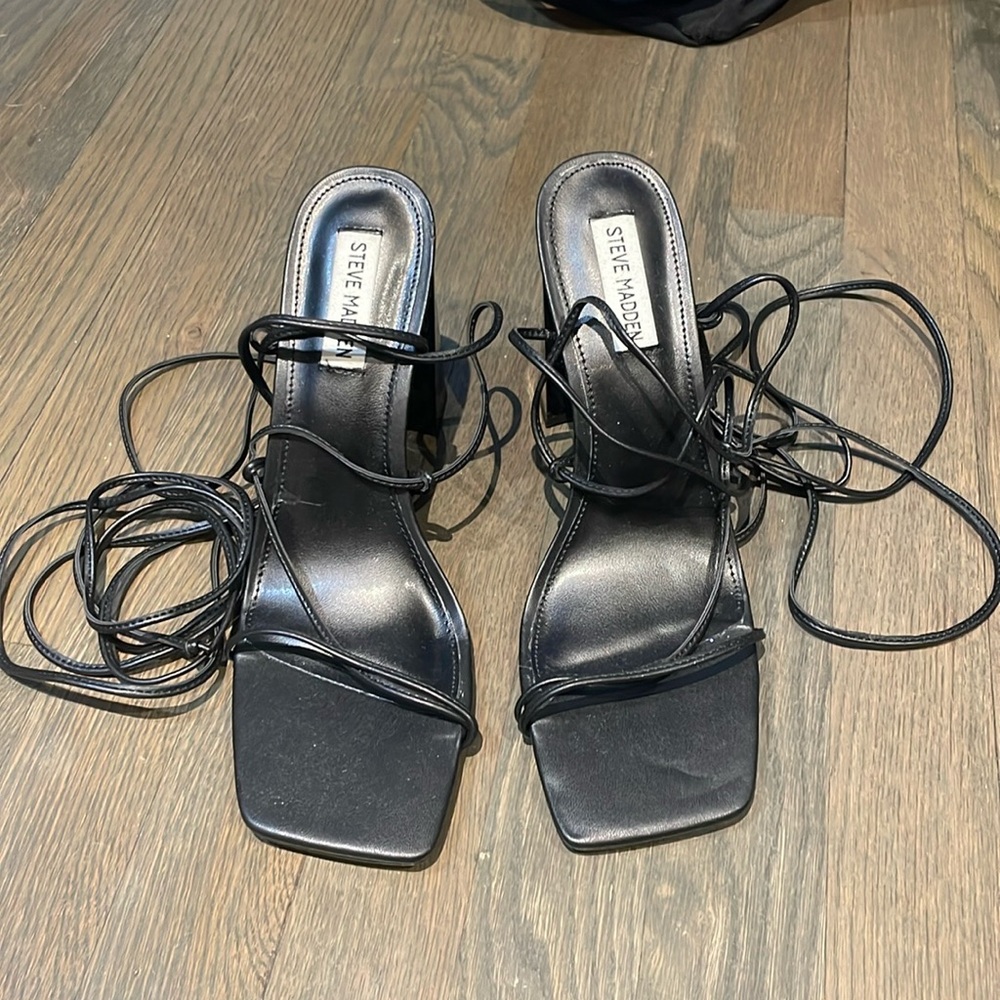 Steve Madden Lace Up Block Heels